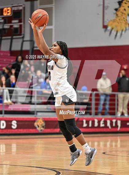 Thumbnail 1 in Hooks @ Liberty-Eylau photogallery.