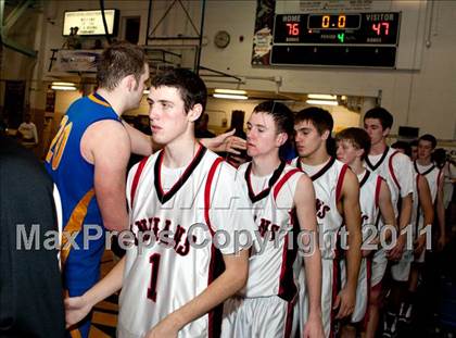 Thumbnail 1 in Holy Cross vs Newport Central Catholic (Regional All A Championship) photogallery.