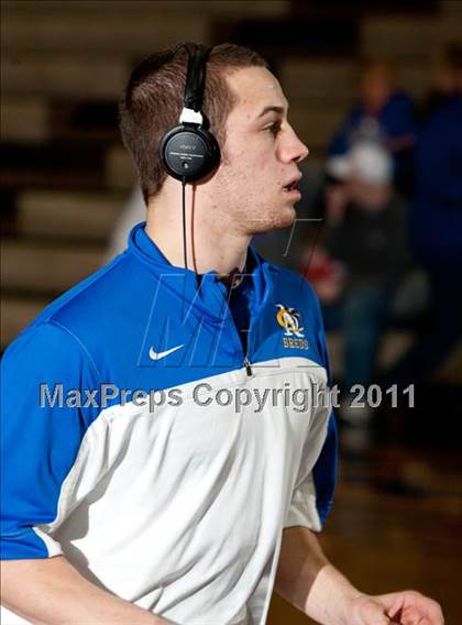 Thumbnail 2 in Holy Cross vs Newport Central Catholic (Regional All A Championship) photogallery.