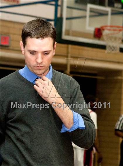 Thumbnail 2 in Holy Cross vs Newport Central Catholic (Regional All A Championship) photogallery.