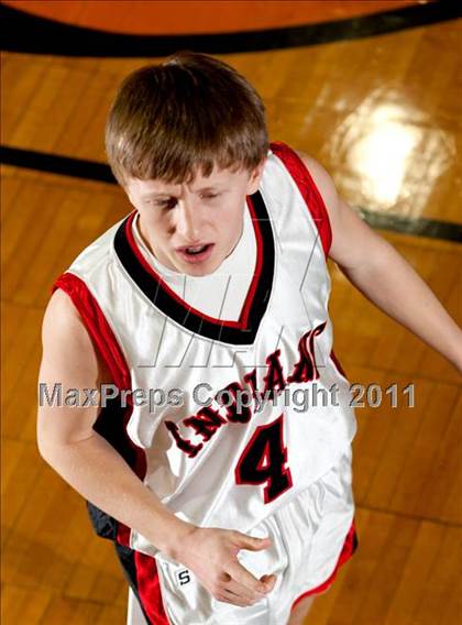Thumbnail 2 in Holy Cross vs Newport Central Catholic (Regional All A Championship) photogallery.