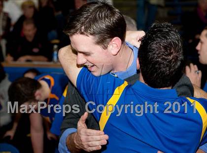 Thumbnail 3 in Holy Cross vs Newport Central Catholic (Regional All A Championship) photogallery.