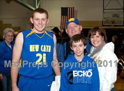 Thumbnail 1 in Holy Cross vs Newport Central Catholic (Regional All A Championship) photogallery.