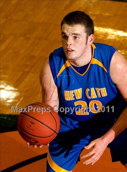 Thumbnail 3 in Holy Cross vs Newport Central Catholic (Regional All A Championship) photogallery.