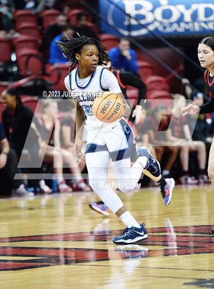 Thumbnail 3 in Coronado vs Centennial (NIAA 5A State Finals) photogallery.