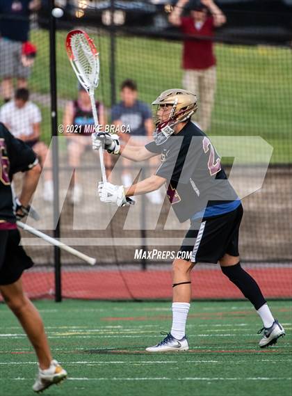 Thumbnail 1 in Boston College High vs. Franklin (MIAA South Division 1 Final) photogallery.
