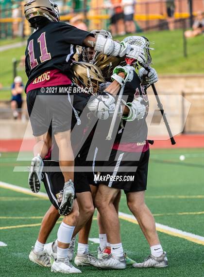 Thumbnail 3 in Boston College High vs. Franklin (MIAA South Division 1 Final) photogallery.