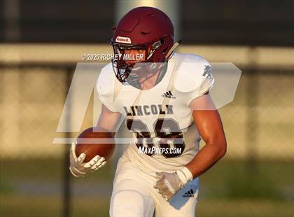 Thumbnail 1 in Lincoln @ Elkins photogallery.