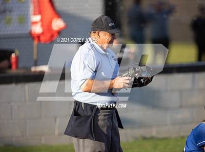 Thumbnail 3 in West Laurens vs Houston County photogallery.