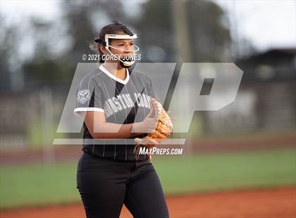 Thumbnail 3 in West Laurens vs Houston County photogallery.