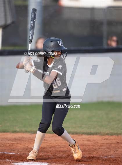 Thumbnail 2 in West Laurens vs Houston County photogallery.