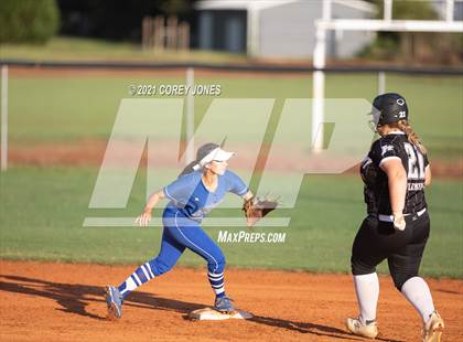 Thumbnail 2 in West Laurens vs Houston County photogallery.