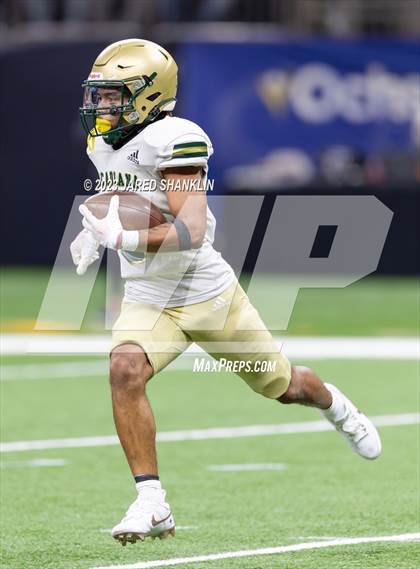 Thumbnail 1 in Acadiana @ Catholic B.R.(LHSAA Division I Select Final) photogallery.