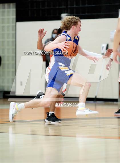 Thumbnail 3 in Boswell vs Haltom photogallery.