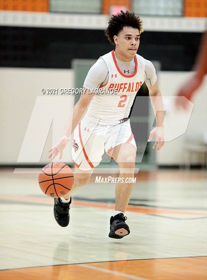 Thumbnail 3 in Boswell vs Haltom photogallery.
