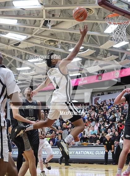 Thumbnail 2 in St. John Bosco vs. Paul VI (Army National Guard Hoophall Classic) photogallery.
