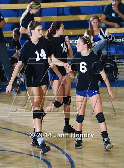Thumbnail 3 in Saddleback Valley Christian vs. Sacred Heart Cathedral (CIF State D3 Final) photogallery.