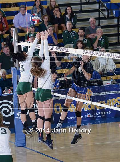 Thumbnail 2 in Saddleback Valley Christian vs. Sacred Heart Cathedral (CIF State D3 Final) photogallery.