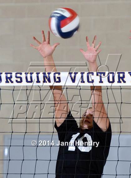 Thumbnail 3 in Saddleback Valley Christian vs. Sacred Heart Cathedral (CIF State D3 Final) photogallery.