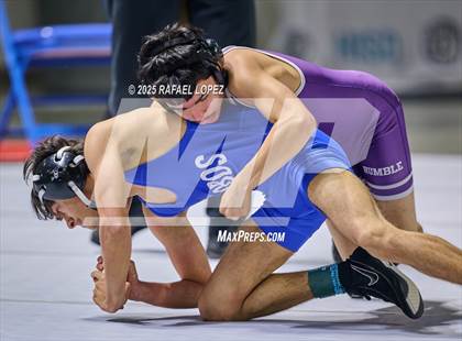 Thumbnail 2 in Houston ISD District Championship photogallery.