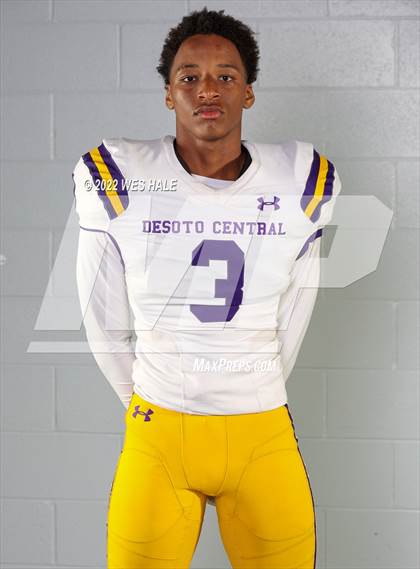 Thumbnail 2 in DeSoto Central (Team & Individuals) photogallery.