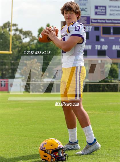 Thumbnail 3 in DeSoto Central (Team & Individuals) photogallery.