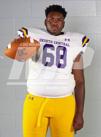 Thumbnail 2 in DeSoto Central (Team & Individuals) photogallery.