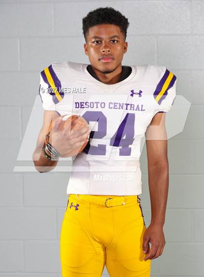 Thumbnail 2 in DeSoto Central (Team & Individuals) photogallery.