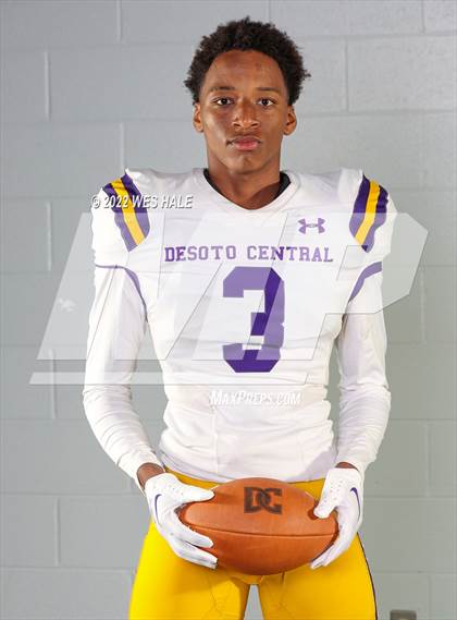 Thumbnail 3 in DeSoto Central (Team & Individuals) photogallery.