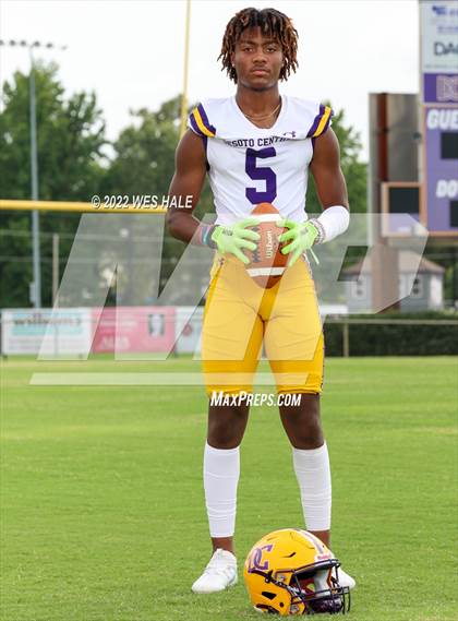 Thumbnail 1 in DeSoto Central (Team & Individuals) photogallery.