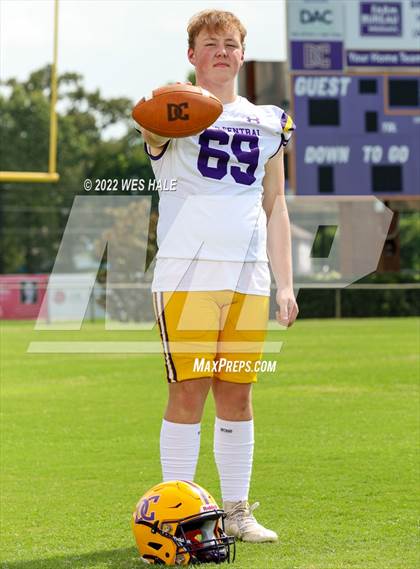 Thumbnail 2 in DeSoto Central (Team & Individuals) photogallery.