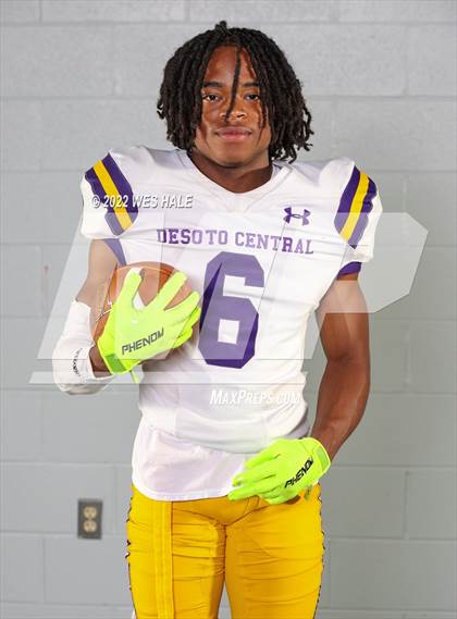 Thumbnail 3 in DeSoto Central (Team & Individuals) photogallery.