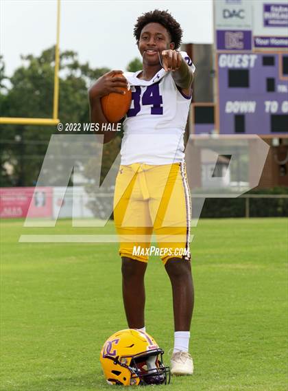 Thumbnail 2 in DeSoto Central (Team & Individuals) photogallery.
