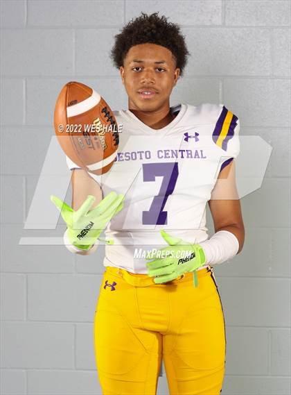Thumbnail 2 in DeSoto Central (Team & Individuals) photogallery.