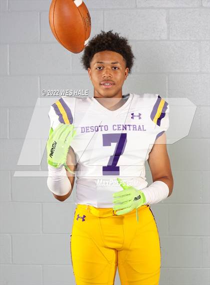 Thumbnail 3 in DeSoto Central (Team & Individuals) photogallery.