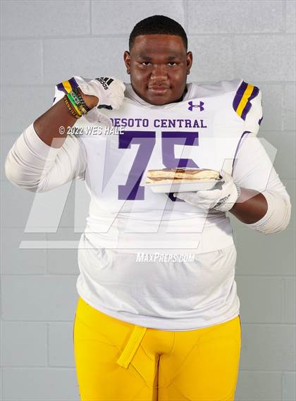 Thumbnail 1 in DeSoto Central (Team & Individuals) photogallery.