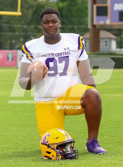 Thumbnail 1 in DeSoto Central (Team & Individuals) photogallery.