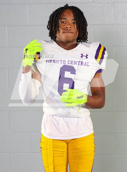 Thumbnail 2 in DeSoto Central (Team & Individuals) photogallery.
