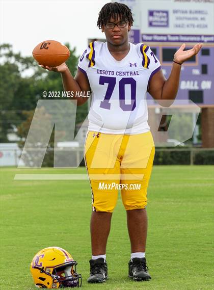 Thumbnail 2 in DeSoto Central (Team & Individuals) photogallery.