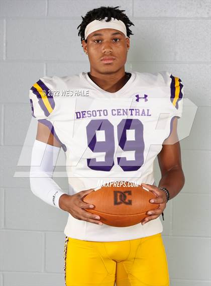 Thumbnail 2 in DeSoto Central (Team & Individuals) photogallery.