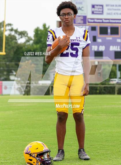 Thumbnail 2 in DeSoto Central (Team & Individuals) photogallery.
