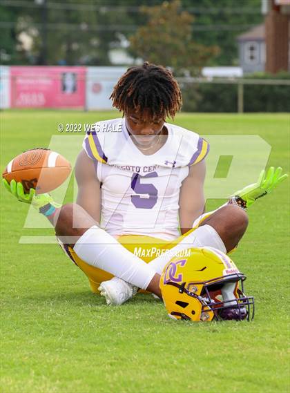 Thumbnail 2 in DeSoto Central (Team & Individuals) photogallery.