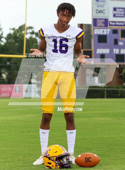 Thumbnail 1 in DeSoto Central (Team & Individuals) photogallery.