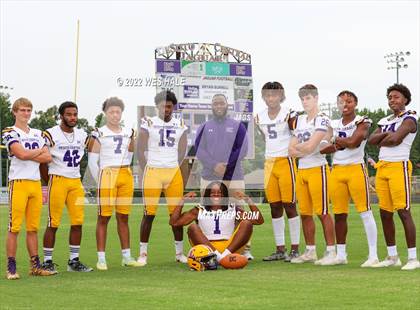 Thumbnail 1 in DeSoto Central (Team & Individuals) photogallery.