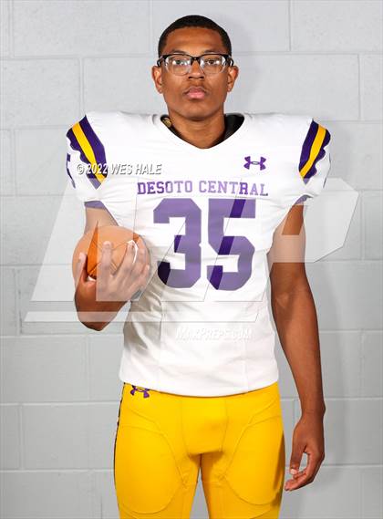 Thumbnail 2 in DeSoto Central (Team & Individuals) photogallery.