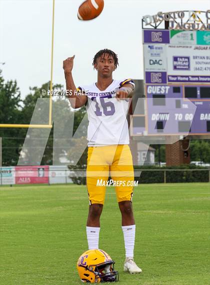Thumbnail 2 in DeSoto Central (Team & Individuals) photogallery.