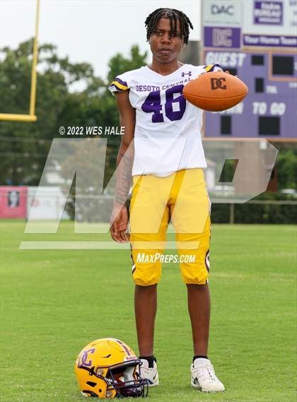 Thumbnail 1 in DeSoto Central (Team & Individuals) photogallery.