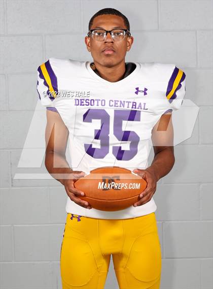 Thumbnail 2 in DeSoto Central (Team & Individuals) photogallery.