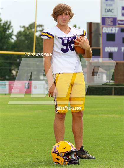 Thumbnail 1 in DeSoto Central (Team & Individuals) photogallery.