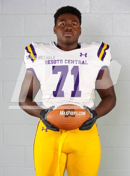 Thumbnail 3 in DeSoto Central (Team & Individuals) photogallery.